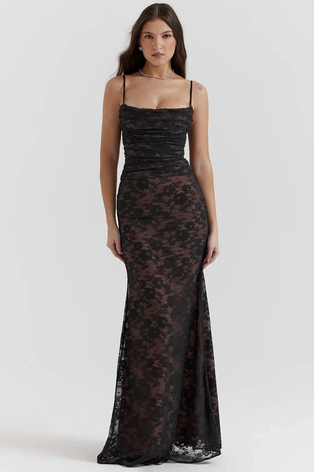 Vestido Longo de Renda Preto Modelador