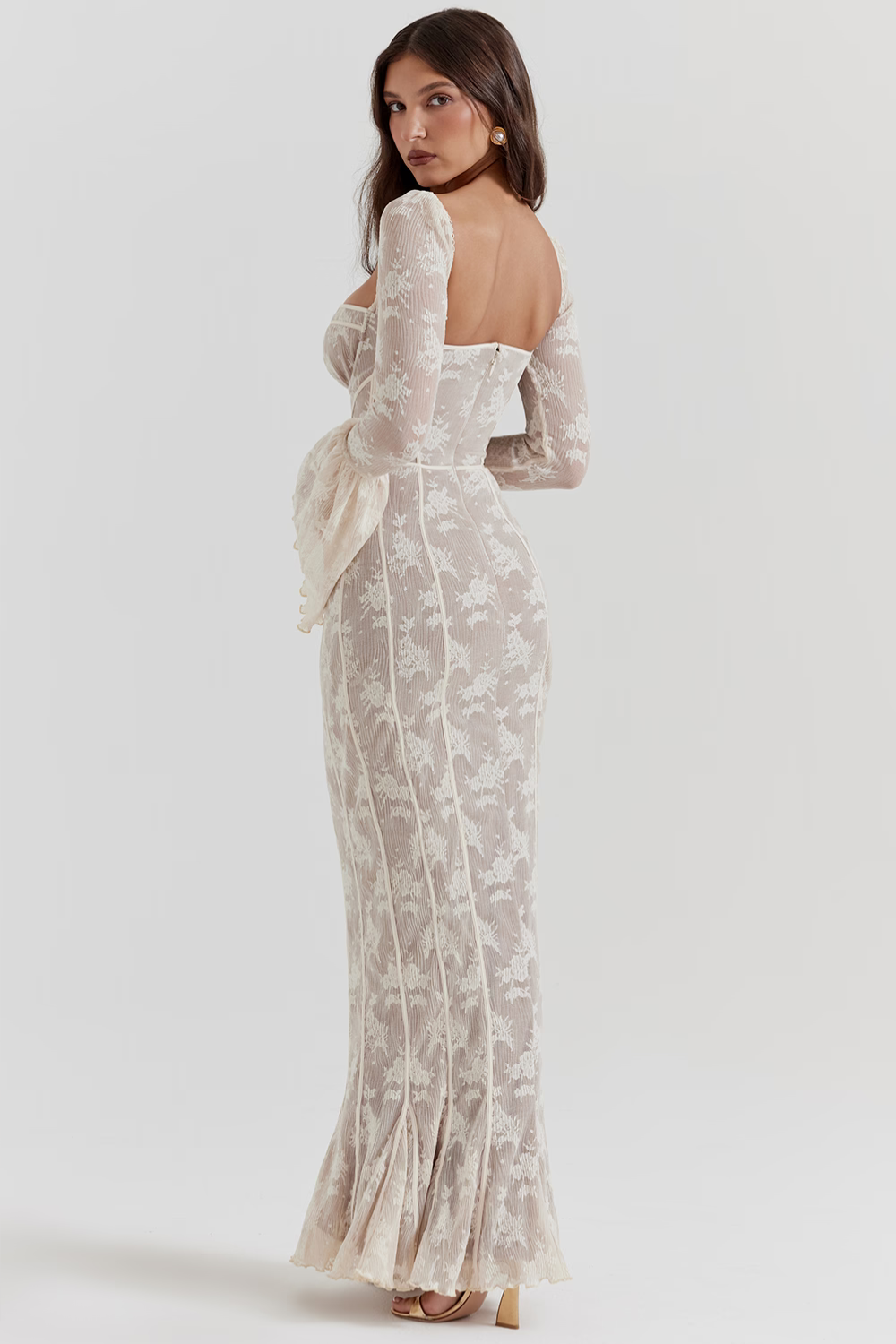 Vestido longo vintage de renda Creme - Modelo Sueli