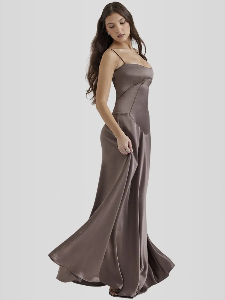 Vestido Longo Com Cetim Sedoso - Modelo Tyana