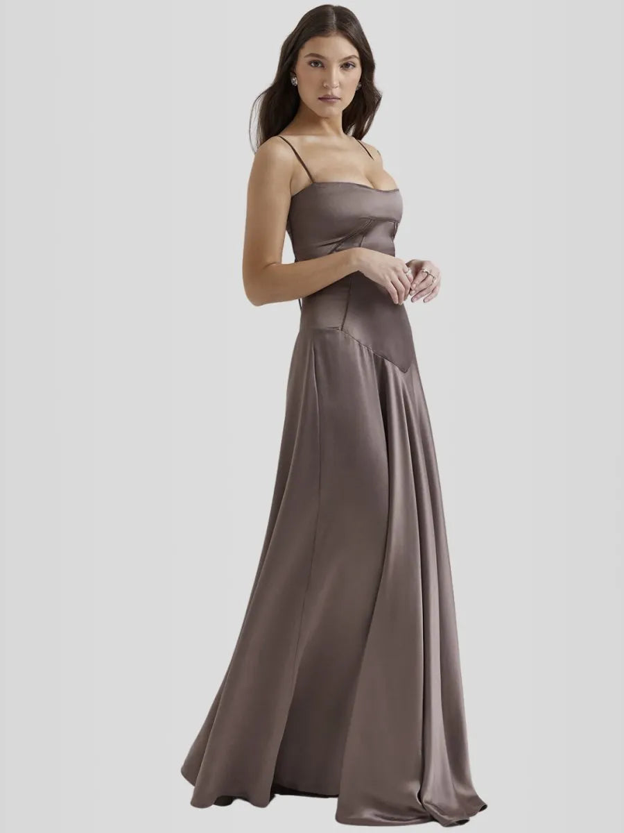 Vestido Longo Com Cetim Sedoso - Modelo Tyana