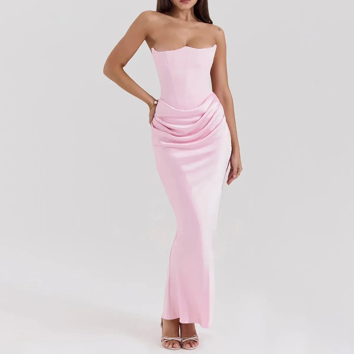 Vestido Acetinado Modelo Thaís