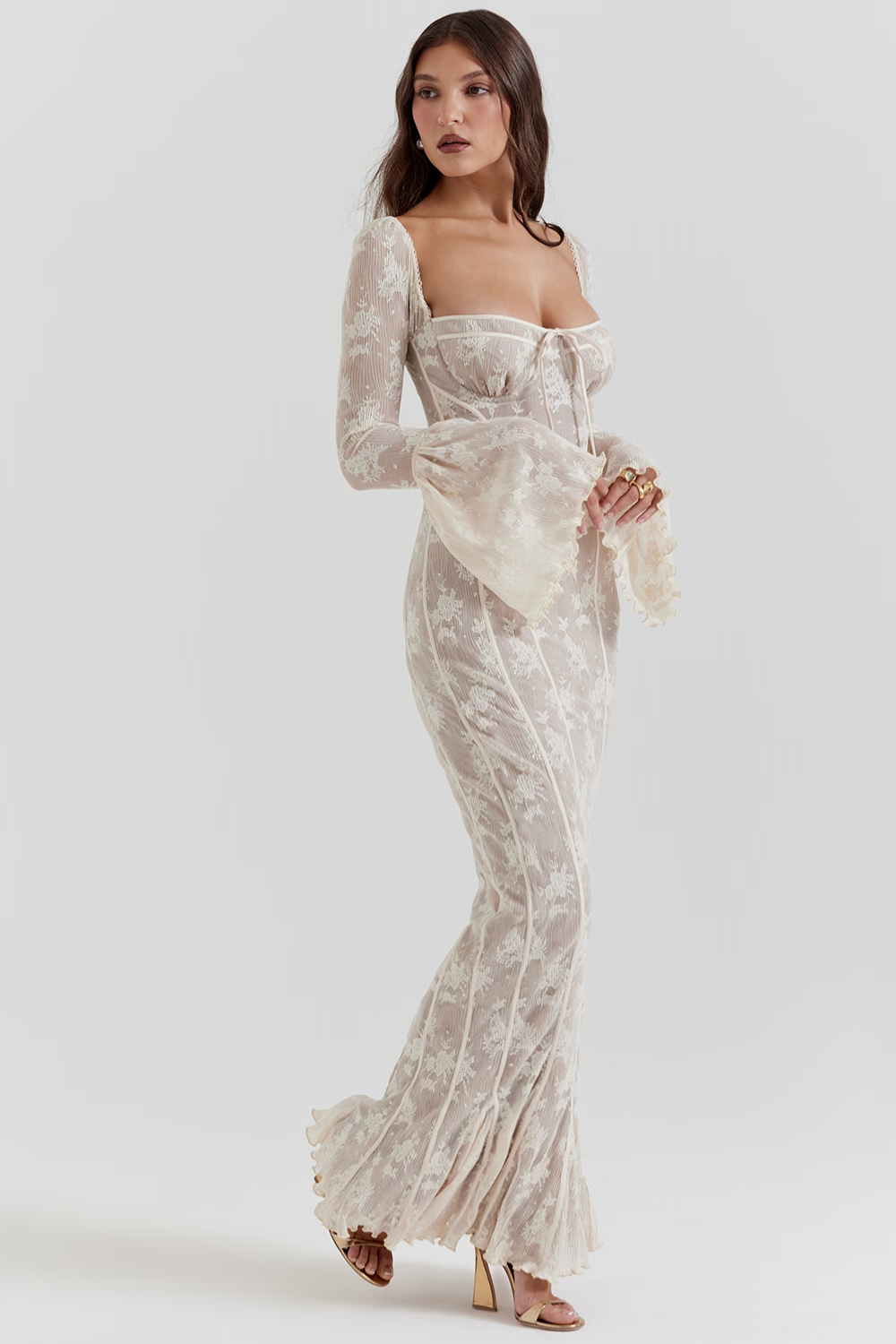 Vestido longo vintage de renda Creme - Modelo Sueli