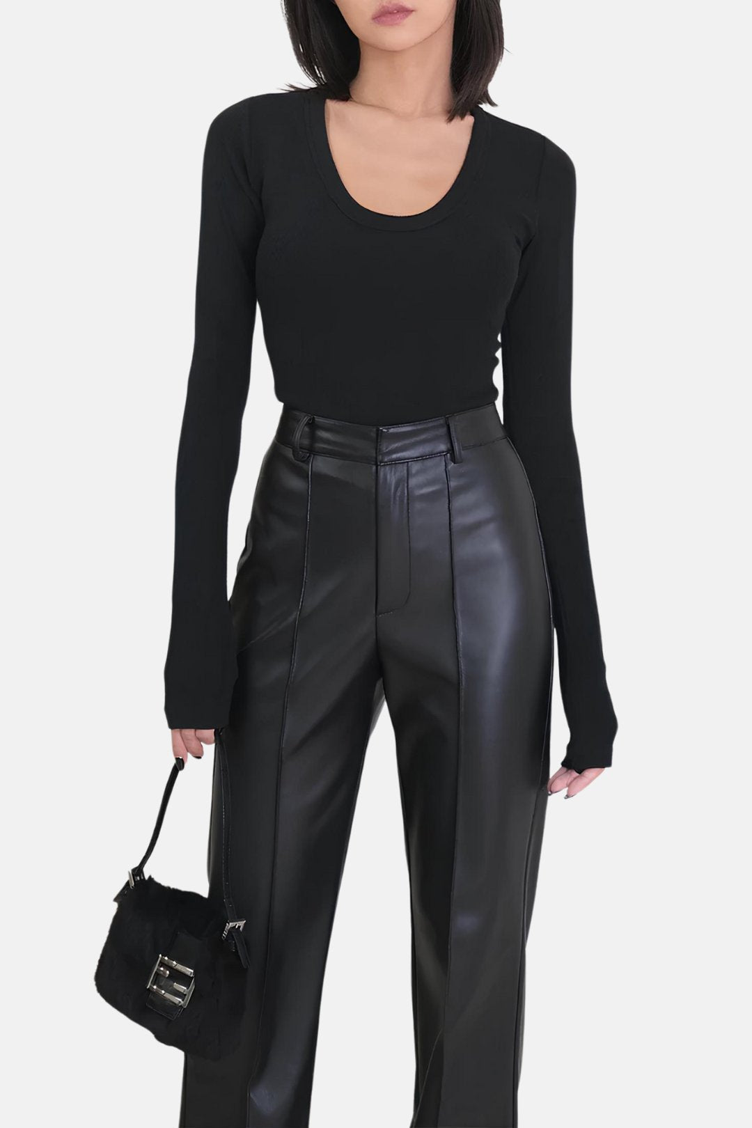 Calça de Couro Sintético Reta Glamy