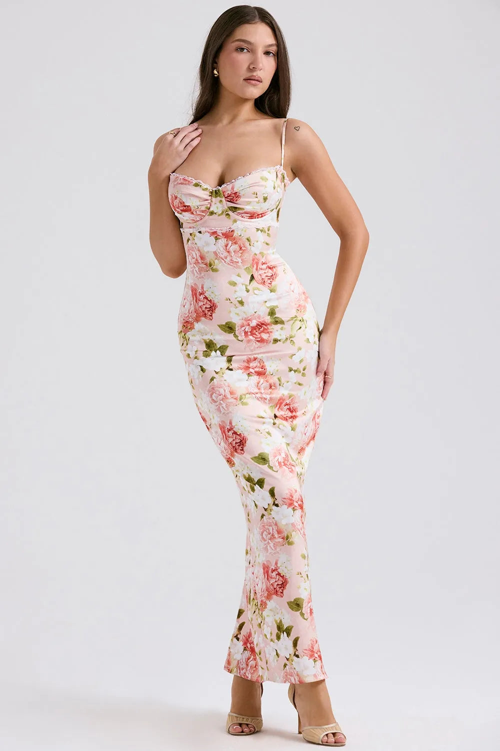 Vestido Maxi Floral - Modelo Dhiana