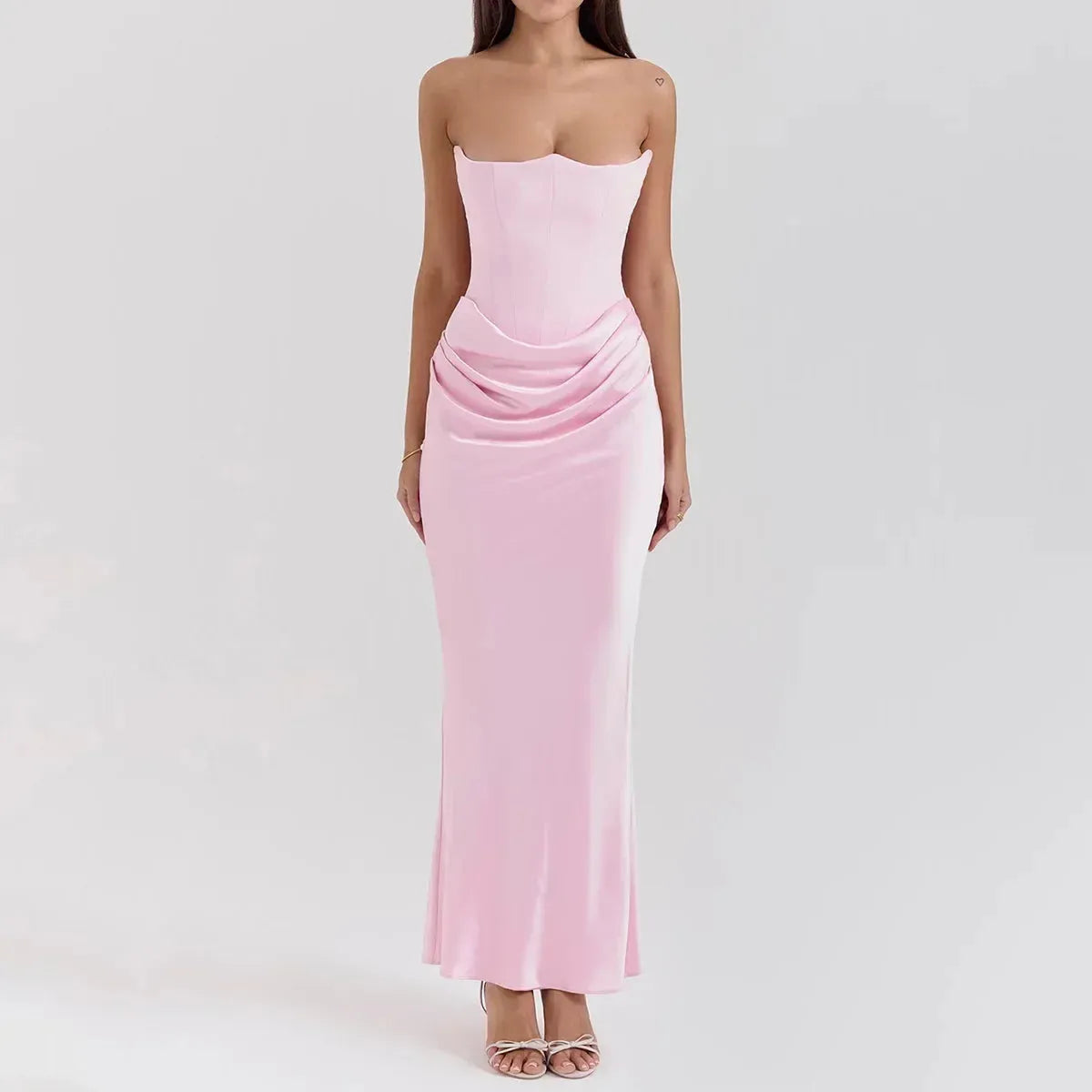 Vestido Acetinado Modelo Thaís