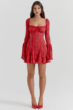 Vestido Curto de Renda – Modelo Maisa