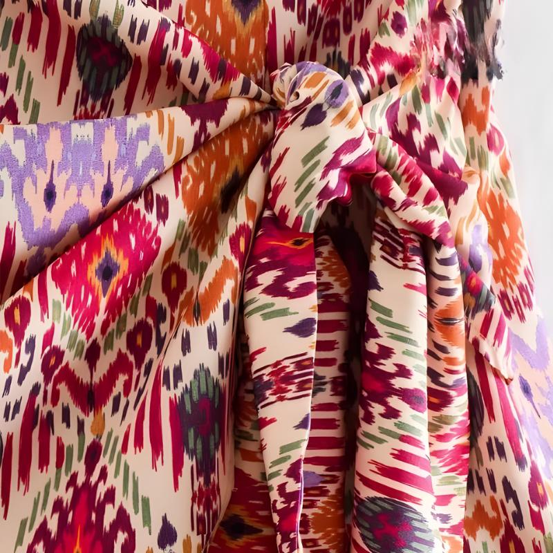 Short Saia Estampado Anubis