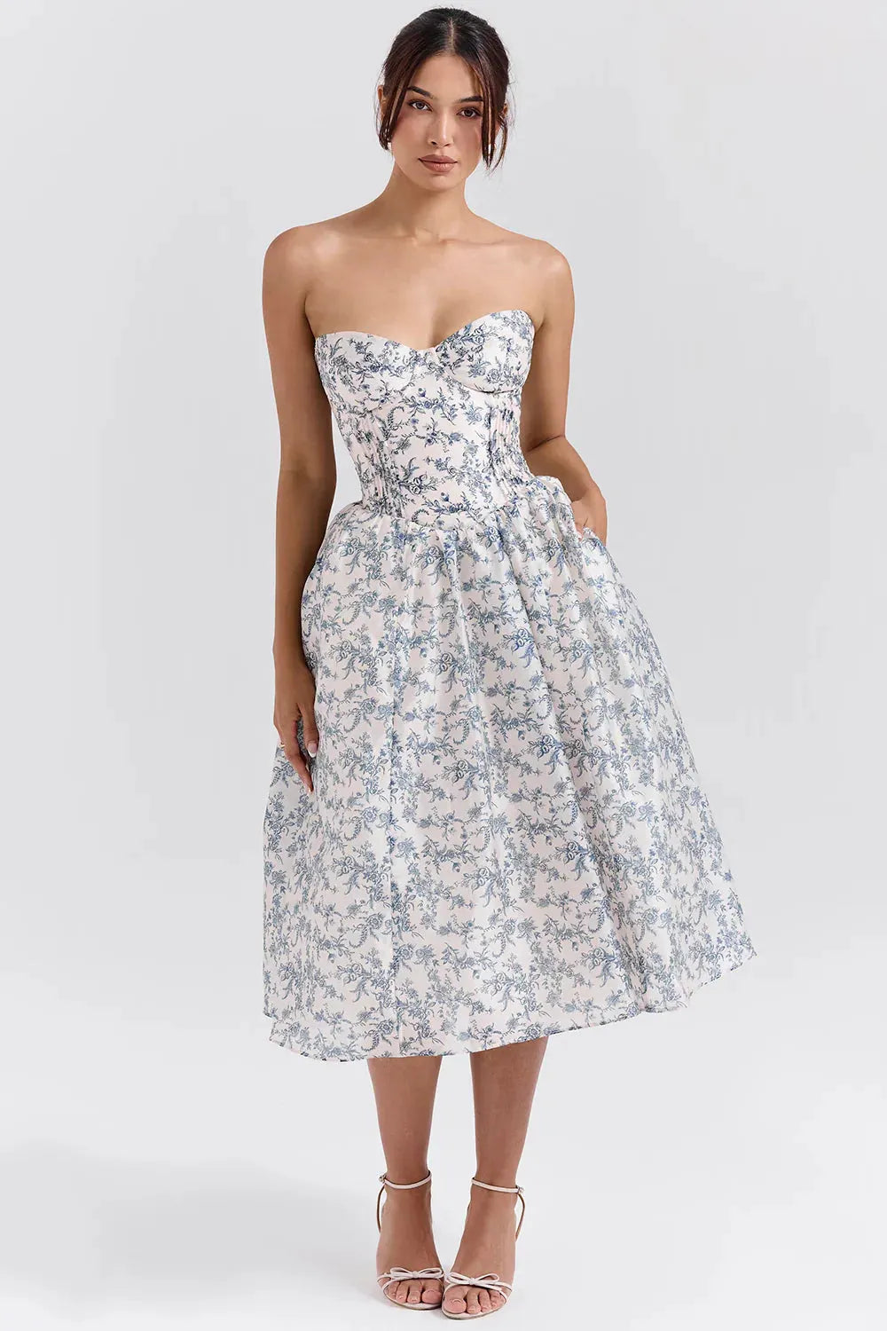 Vestido Midi Floral  Modelo Estefhanie