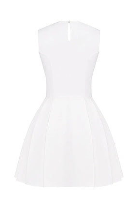 Vestido Curto Plissado de Algodão Branco Modelo Claretta